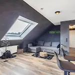 Industrial Apartmán