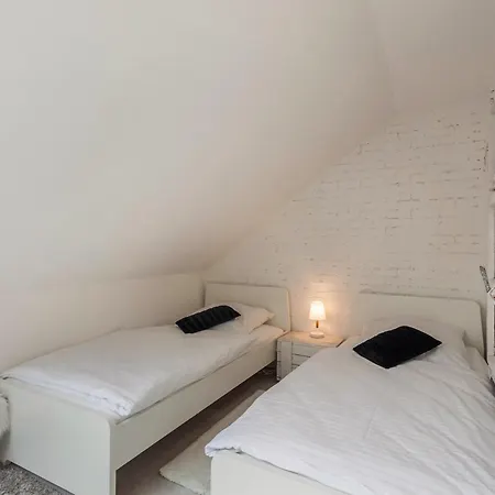 Apartment Industrial *